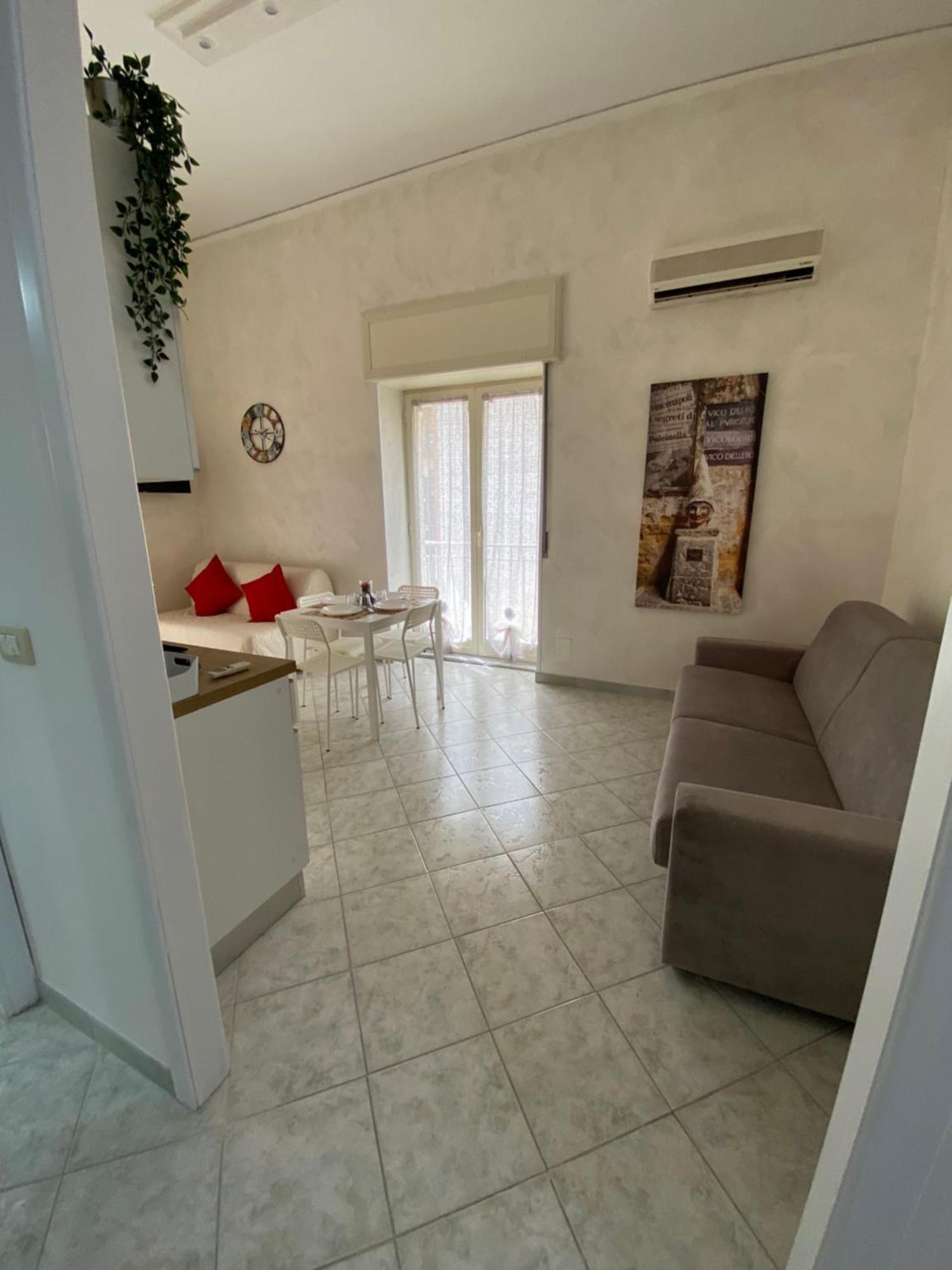 Ellebi Home Неаполь Экстерьер фото